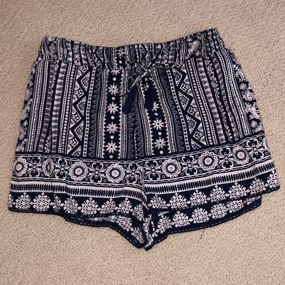 Flowy shorts